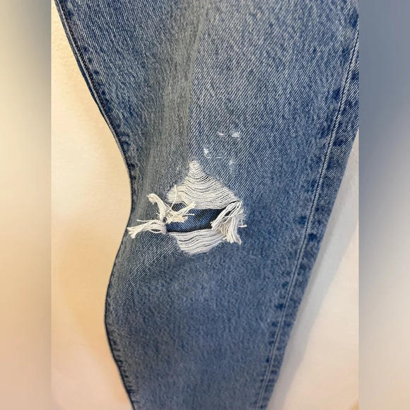 Levi’s Ankle Distressed Jeans size 28 WEDGIE - Picture 7 of 13